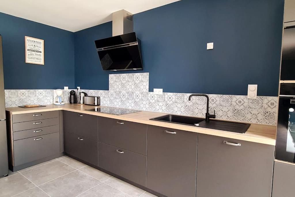 Holiday home La Couzinette 3km Du Parc Puy Du Fou Les Epesses